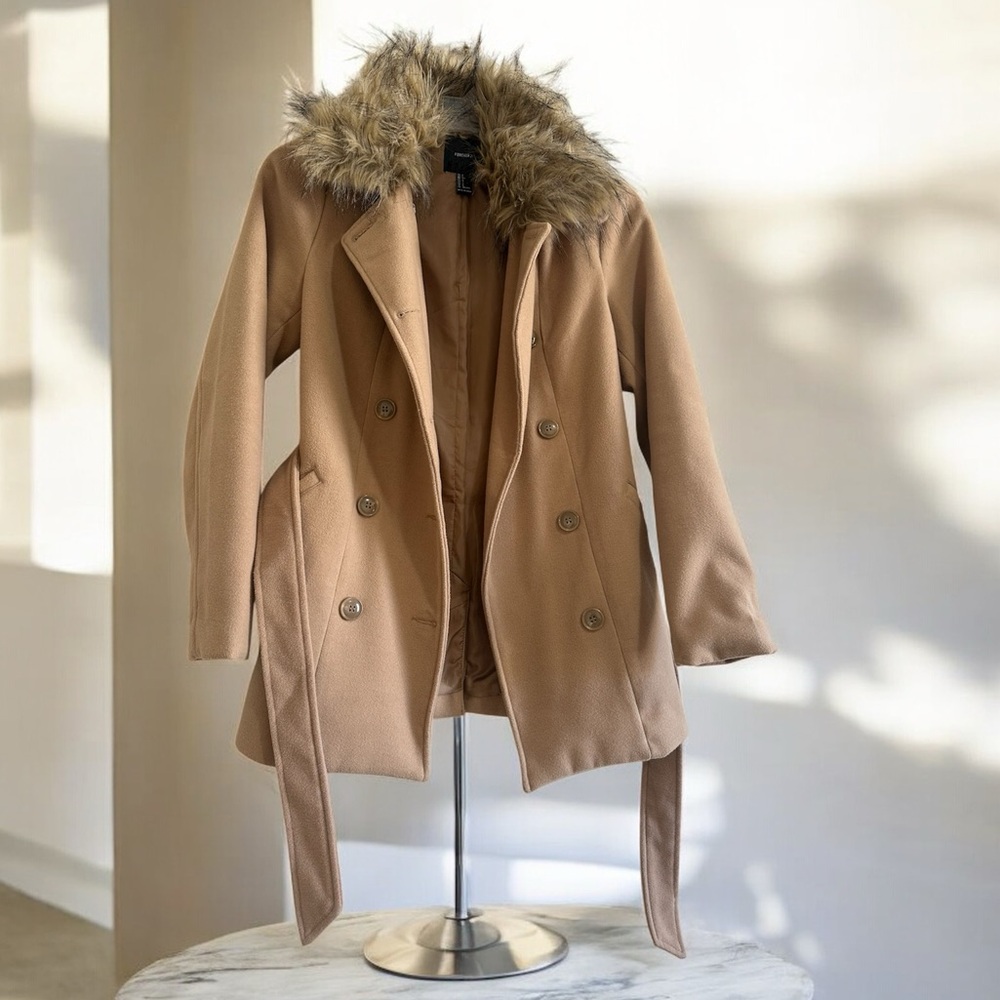 Forever 21 Camel Coat with Faux Fur Collar